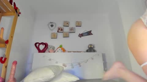 blueee_diamond online show from April 9, 9:20 pm