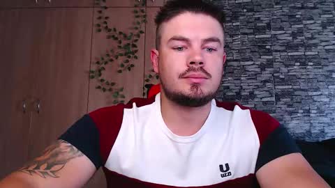 blueeyeboy0 online show from November 12, 12:40 pm