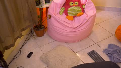 FLORAA online show from December 4, 2:27 pm