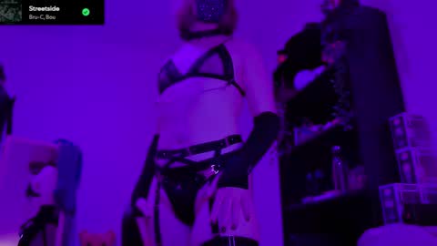 Blue online show from January 11, 2:06 am