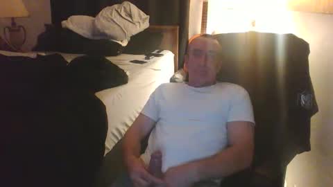 blueyesforyou2nit online show from November 12, 8:27 am