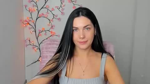 Kelly online show from April 9, 5:44 am