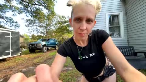 Blunt Xlut online show from September 18, 9:08 pm