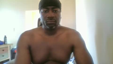 bluuthunder1914 online show from December 21, 3:20 pm