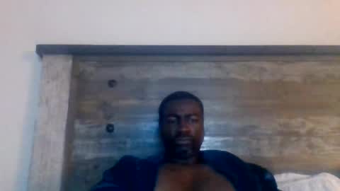 bluuthunder1914 online show from July 24, 10:45 am