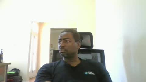 bluuthunder1914 online show from September 17, 5:05 pm