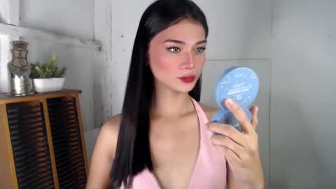 Blythe online show from December 2, 9:19 am