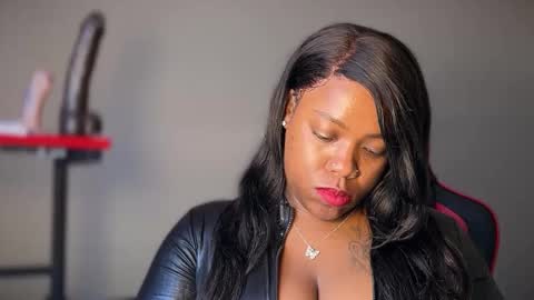       online show from April 15, 6:33 pm