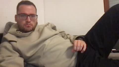 bobbele94 online show from October 30, 7:14 pm