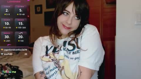 Bobbi Valentine online show from November 28, 3:58 am