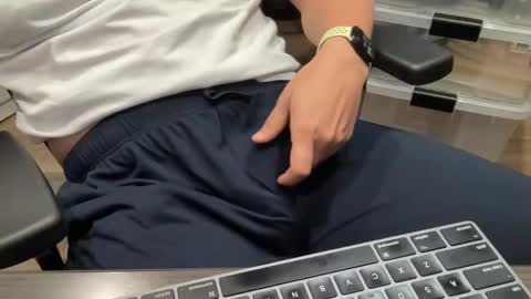 Snapshot of bobbyboobycummy chatting on September 22, 1:48 pm Heath online show from September 22, 1:48 pm