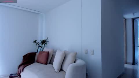 danna online show from September 16, 12:29 pm