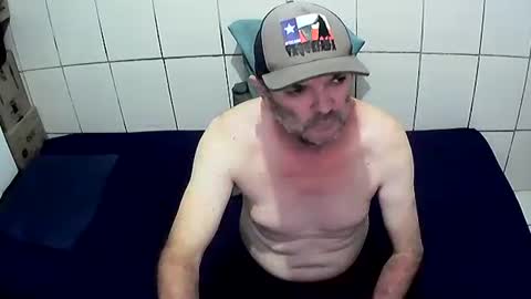 Cesar Augusto Pierdona online show from January 12, 3:57 pm