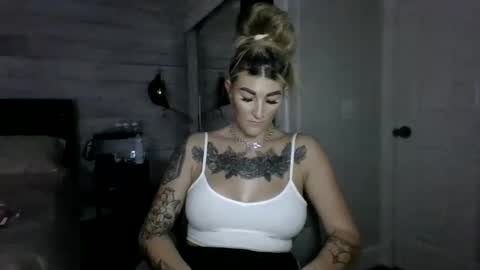 bombshellbaddieoc online show from September 11, 4:58 am