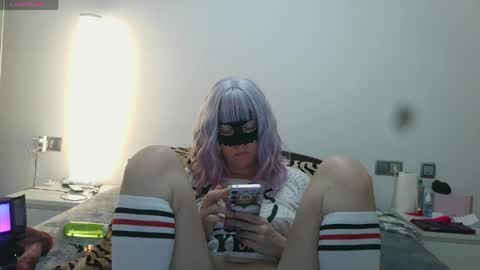 Lucy online show from March 24, 6:25 pm