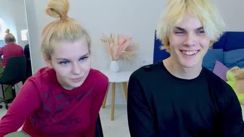 Jessy  Mark online show from September 28, 5:22 pm