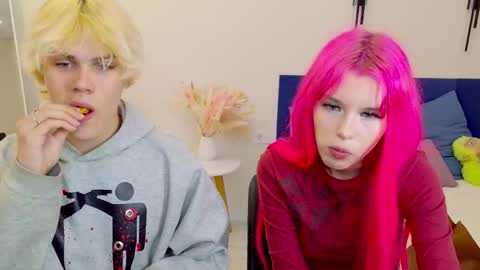 Jessy  Mark online show from October 5, 5:20 pm