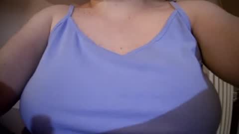 Bonnie online show from April 5, 4:59 pm