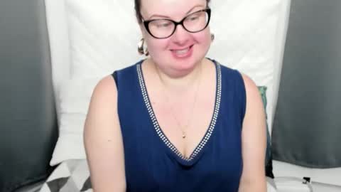 Bonnie online show from November 20, 5:39 am