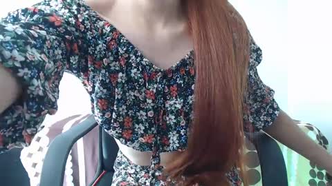 Snapshot of bonny_honey_ chatting on January 18, 8:51 pm Bonny online show from January 18, 8:51 pm