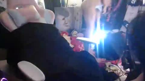 BooBoo online show from April 1, 4:37 pm