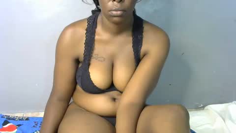 Snapshot of boobs_swt chatting on October 8, 9:04 am boobs_swt online show from October 8, 9:04 am