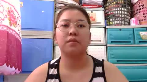 MommyMarie-Singlemom of 2. online show from November 30, 5:36 am