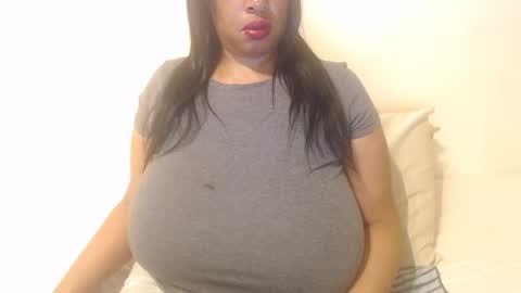 boobyqueen online show from October 30, 7:25 pm