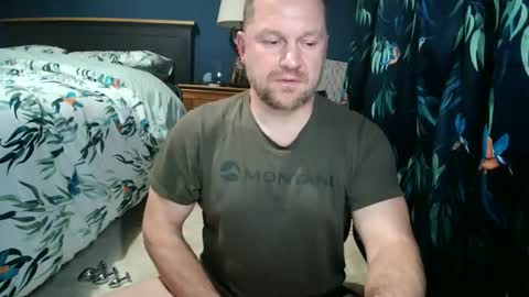 Snapshot of boomtime79 chatting on December 5, 11:01 pm Boomtime79 online show from December 5, 11:01 pm