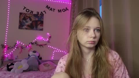 Milena online show from February 5, 3:32 am