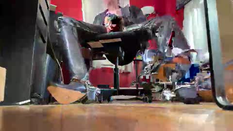 bootmaster586 online show from December 2, 3:32 pm