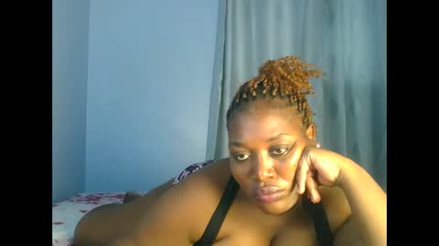 Snapshot of booty_panther chatting on October 6, 5:36 am sandrah online show from October 6, 5:36 am