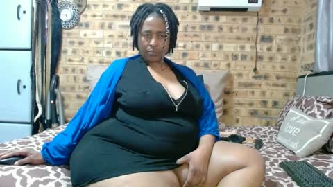 bootytwerkxxx online show from August 2, 9:00 am