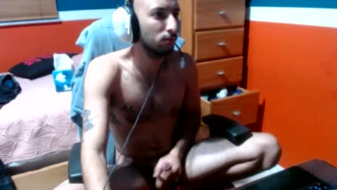 boredfun313 online show from July 2, 2:53 am