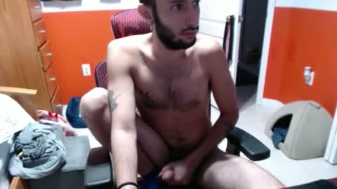 Snapshot of boredfun602 chatting on October 23, 3:35 pm boredfun602 online show from October 23, 3:35 pm