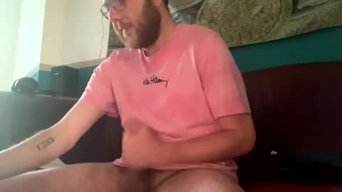 bornfiete online show from April 21, 10:11 am