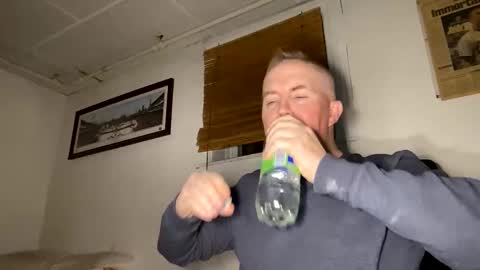 bostonirish45 online show from November 30, 5:58 am