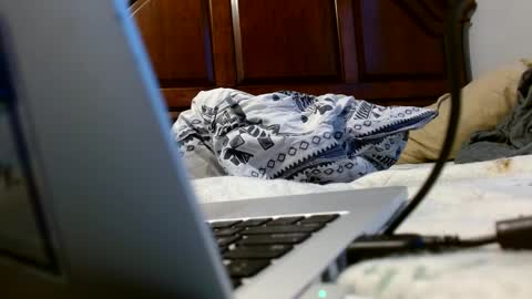 Rue online show from December 18, 1:02 pm