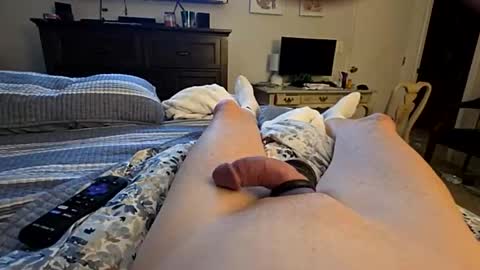 bottomtoy2222 online show from April 23, 10:45 am