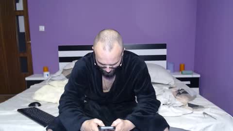 Angel-Boy online show from October 9, 8:25 pm