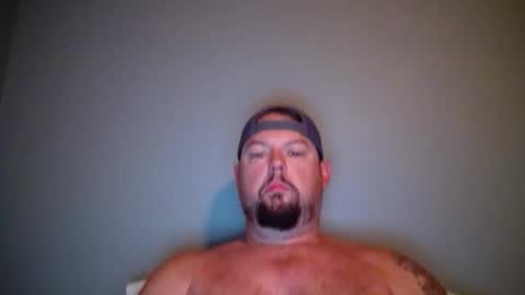 bowtieguy84 online show from November 22, 6:06 pm