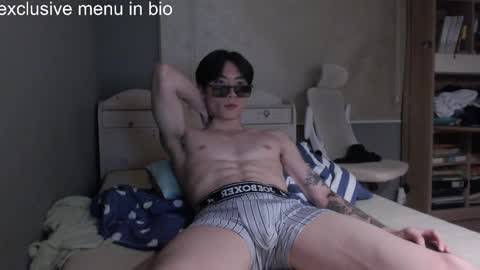 boxman556990 online show from December 19, 1:17 pm