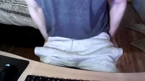 boy21yrs online show from February 3, 9:57 am