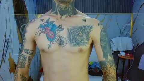 boy_tatto77 online show from June 26, 2:06 am
