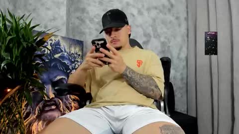 boyc02_ online show from November 11, 11:07 pm