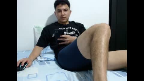 Snapshot of boyfit2023 chatting on October 1, 11:47 pm boyfit2023 online show from October 1, 11:47 pm