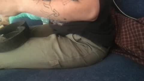 Snapshot of boywithbug chatting on January 28, 3:57 pm boywithbug online show from January 28, 3:57 pm