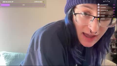 boywithbug online show from February 24, 7:39 pm