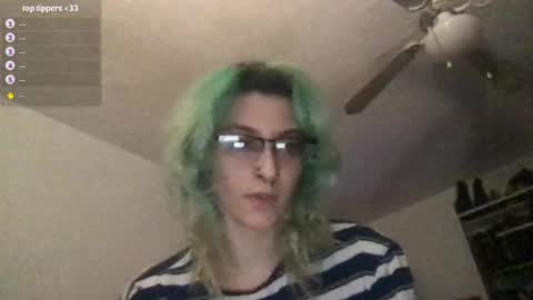 Snapshot of boywithbug chatting on September 15, 2:13 am boywithbug online show from September 15, 2:13 am