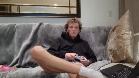 Boyyhb online show from December 21, 1:34 am